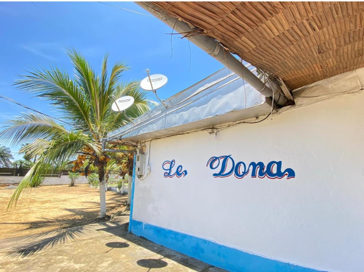 Le Dona Kribi Hotel Exterior foto