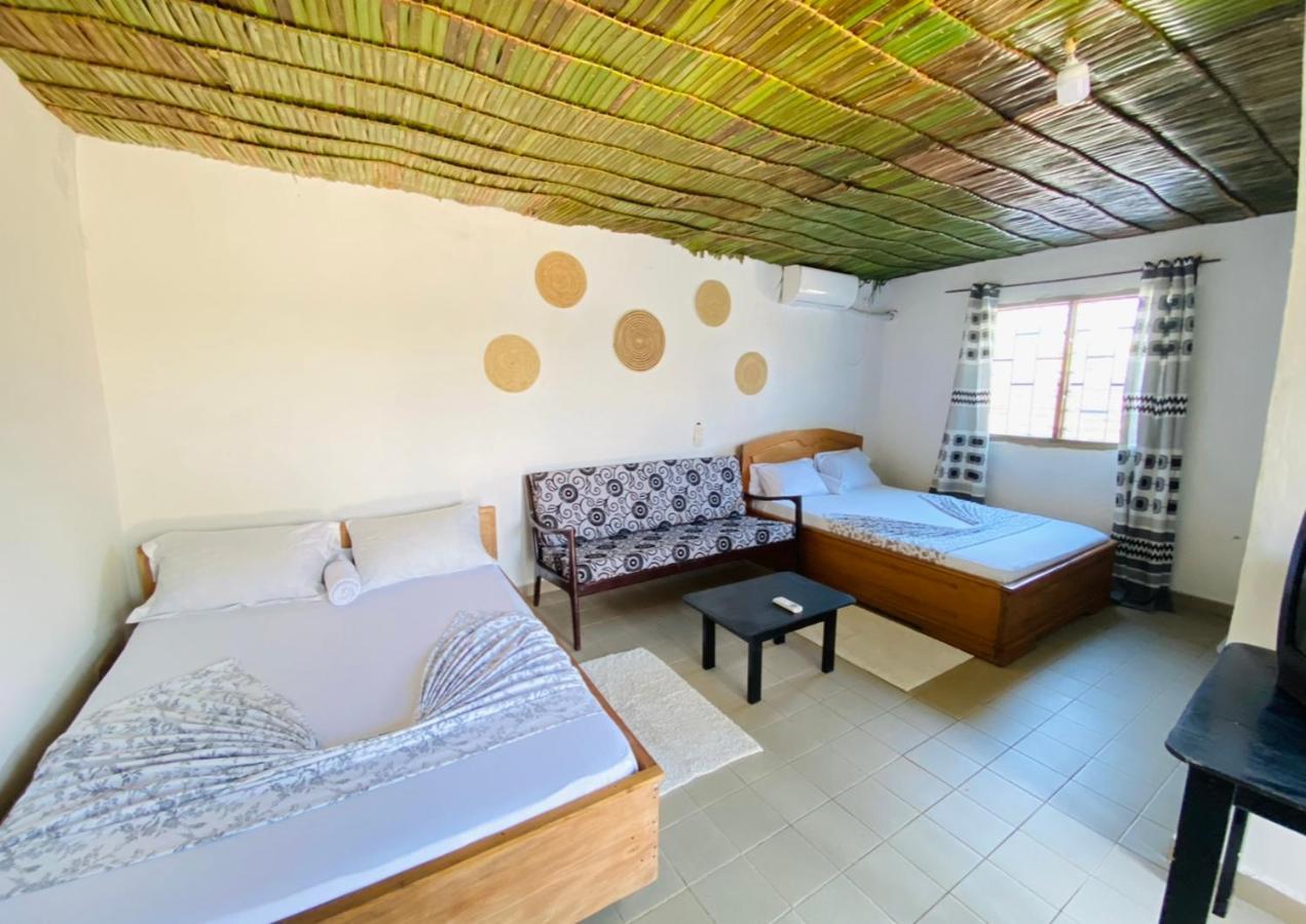 Le Dona Kribi Hotel Exterior foto